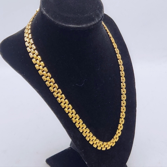 Vintage Gold Plated Tone Panther Link Choker Necklace. - Picture 5 of 11